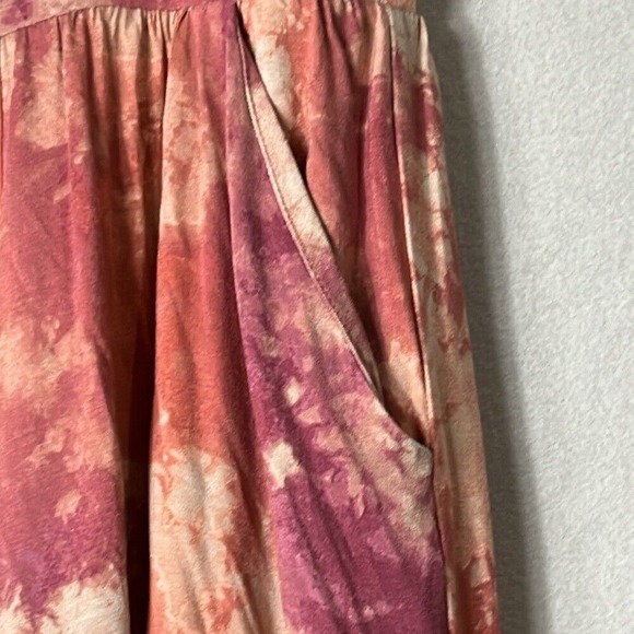 Torrid Swing Tie-dyed look Above The Knee Skirt Womens Size 4 (26 4X) Pink - Picture 4 of 9